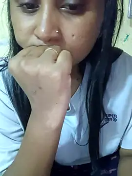 Tridha_2 – Live XXX-chat