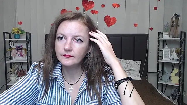 Chat +18 de MeganPirs ao vivo