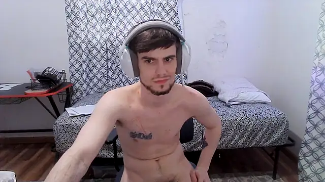 benzooo3 XXX чат на живо