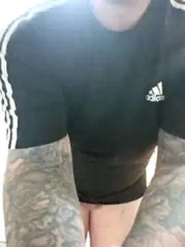 XXX chat uživo modela iang6348