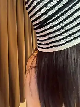 Chatroom XXX en direct de nide-laoshi