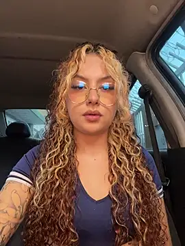 Joyce-fire Chat XXX live