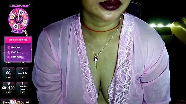 Pyari1 live XXX chat