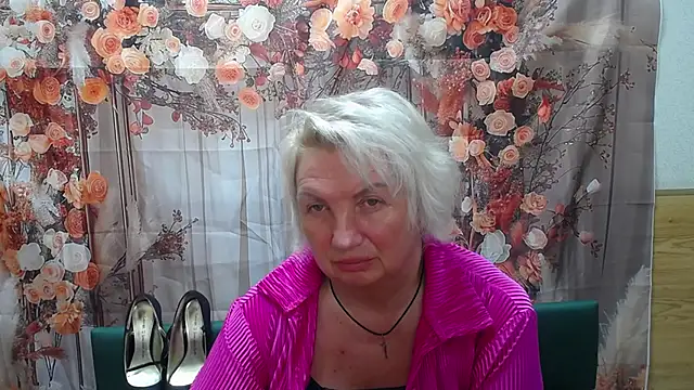 Chatroom XXX en direct de RenataDaster