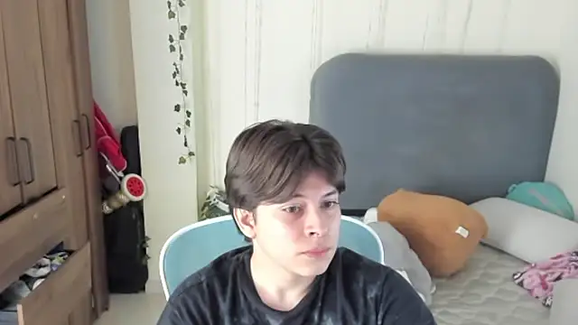 Felixzyn Adlı Modelin Canlı XXX Sohbeti