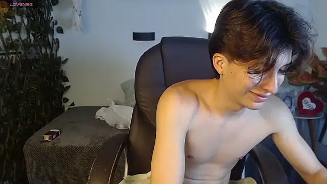 Marcovioletn Live XXX chat