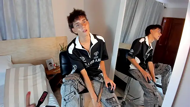 christopher_robin4 라이브 XXX 채팅