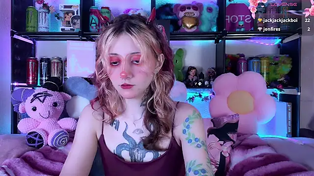 Chat +18 de _Devill_Baby ao vivo