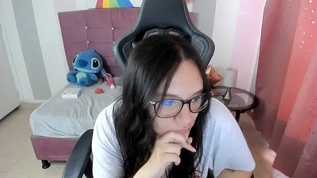 Wanda_sg Chat XXX in diretta