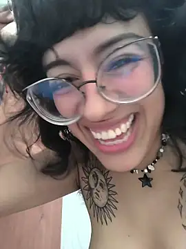 Fun_Everywhere Live XXX-Chat