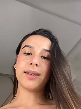 Elaarajim Live XXX Chat