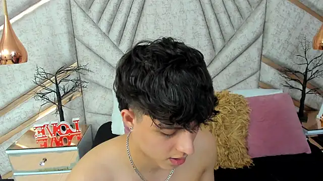 Chat XXX ao vivo de DamiaanXx