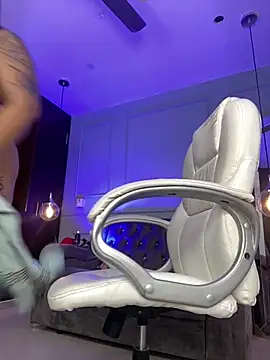 Rose_monroeen Live XXX chat