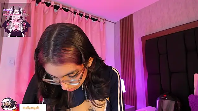 Molly_A Chat XXX live