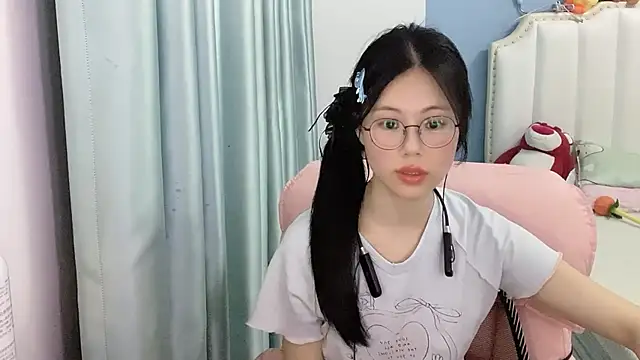 Chatroom XXX en direct de Luna-666
