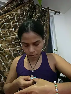 Chat XXX ao vivo de Saray_queen1