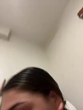 treasurebabii's Webcam Show