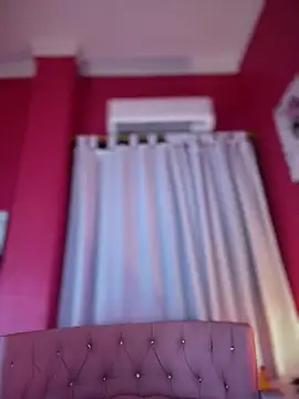 Chat XXX ao vivo de LeylaKnox