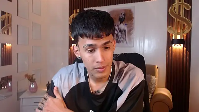 Duncan_brown – Naživo XXX chat