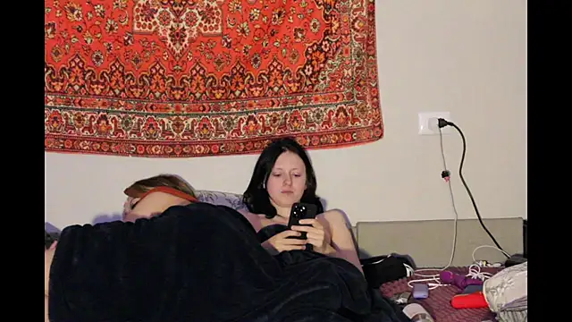 Catherine19Hunt Adlı Modelin Canlı XXX Sohbeti