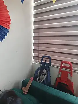 Živý XXX chat LittleTymmy