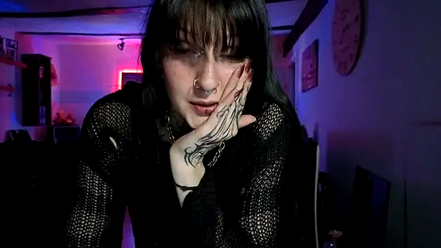 Chat +18 de BlueVelvetBat ao vivo