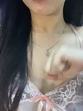 Liinn_miuu 现场XXX聊天