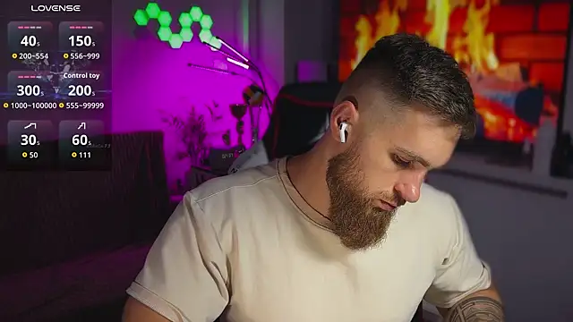 XXX chat uživo modela Sweeet__boy
