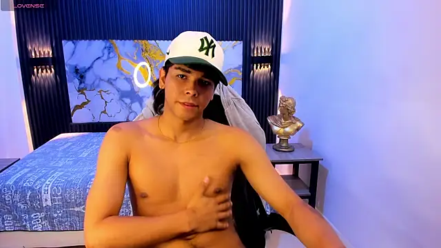 Czat XXX na żywo – Rauw21