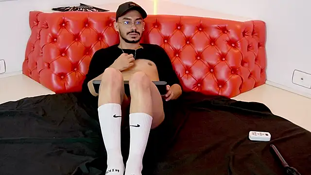 thomas_montiel Live XXX-Chat