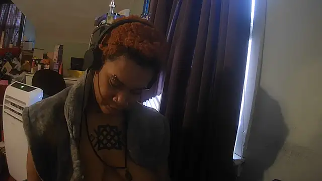 nickytheehawtie's Live XXX Chat