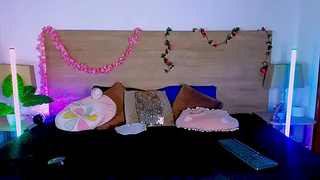XXX chat uživo modela LaraRous
