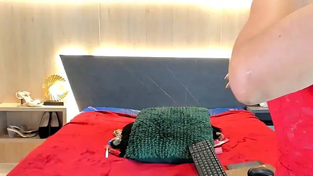 XXX chat uživo modela LorenaVarga