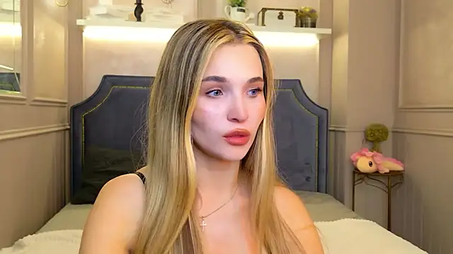 Lina_SinerzのライブXXXチャット