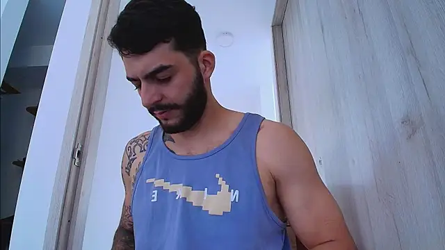 thomas_gun 라이브 XXX 채팅