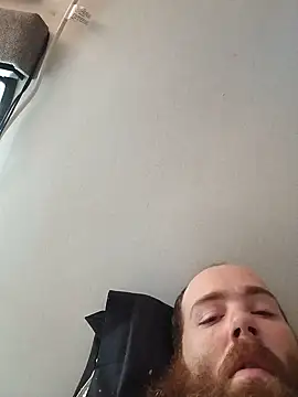 ThisGuy42o's Live XXX Chat