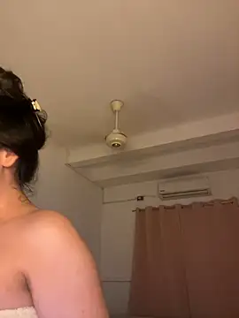 Chat +18 de Nhefertary ao vivo
