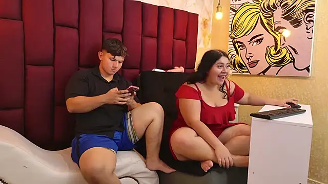 ParejaCurvy20 Live XXX-Chat