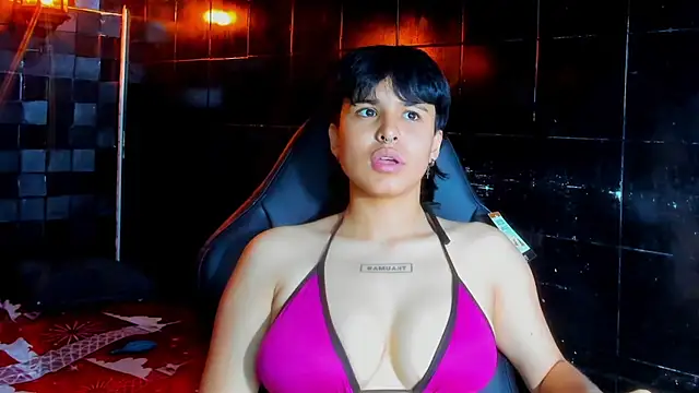 Chat XXX en directo de VioletFaith