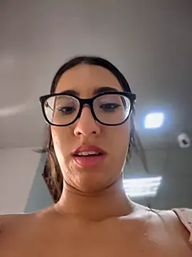 LacyLureXXX's Live XXX Chat