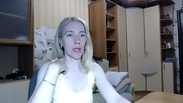 Javelinka 现场XXX聊天