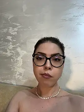 KaylaLewyss – Live XXX-chat