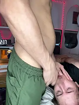 Alex_and_Fabian Adlı Modelin Canlı XXX Sohbeti