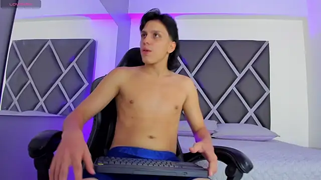 Dante-23 Chat XXX in diretta