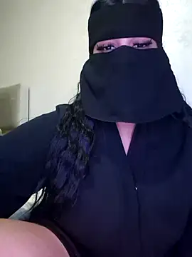 Queenhoiyam – Naživo XXX chat