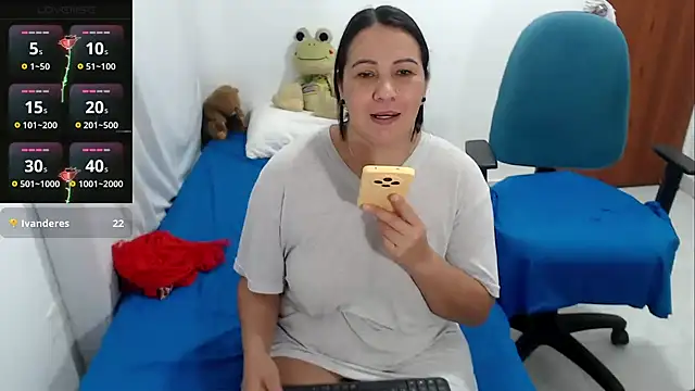 Chat XXX en directo de LAURA_Foxht