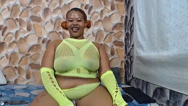 Chat XXX Live BadAss_Bee