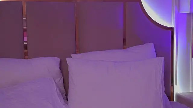 ArianaMell Adlı Modelin Canlı XXX Sohbeti