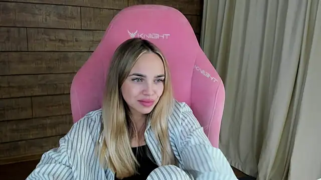 Chat +18 de AnitaVenture ao vivo