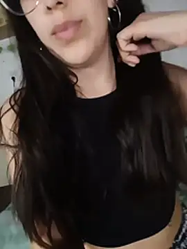 Chat XXX en directo de Maia_0